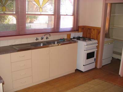 3 Bedroom Weatherboard Home Picture 2