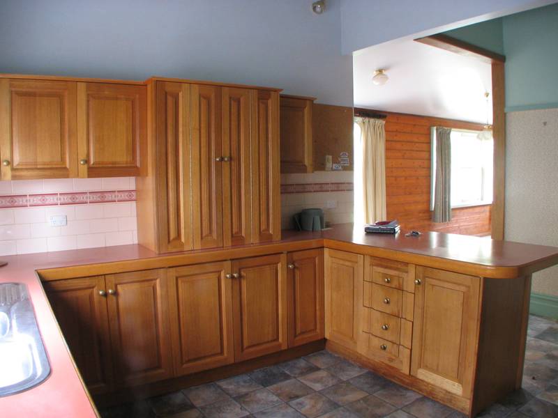 3 Bedroom Weatherboard Home Picture 3