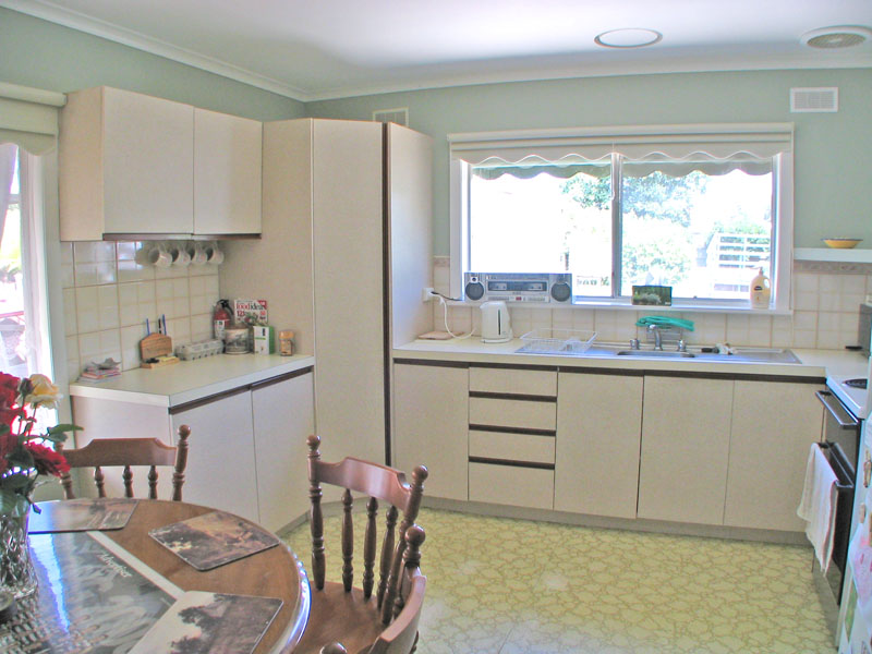 Comfortable Home in Quiet Street Picture 2