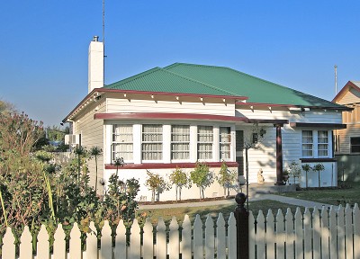 CHARMING CHARACTER HOME Picture