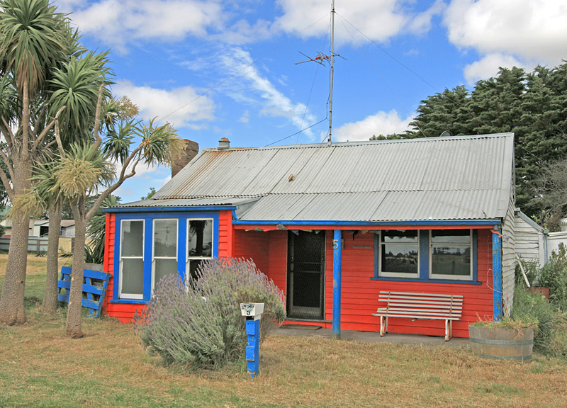 COTTAGE WITH A VIEW Picture 1
