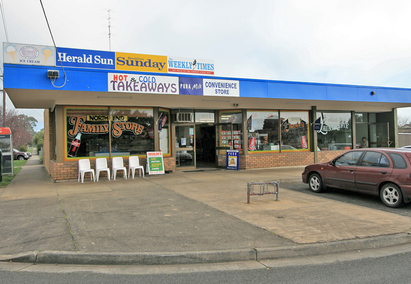 GENERAL STORE & LAUNDRETTE Picture 1