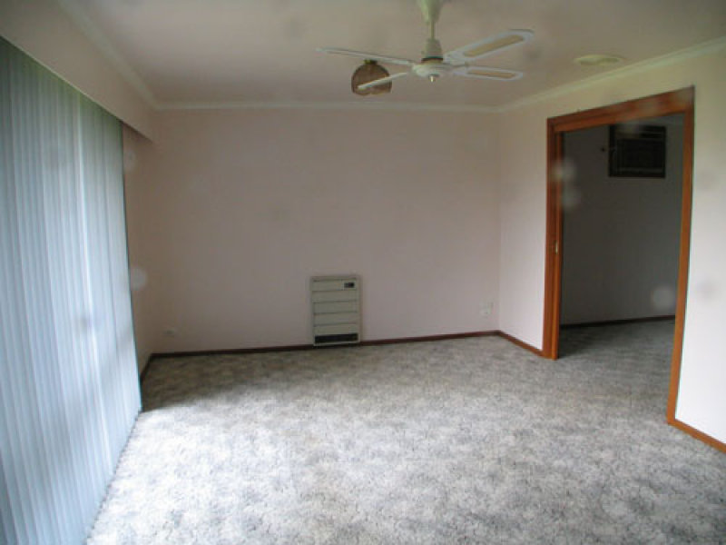 House in the Country Picture 2