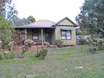 One Acre and Home. Great lifestyle Opportunity! Picture