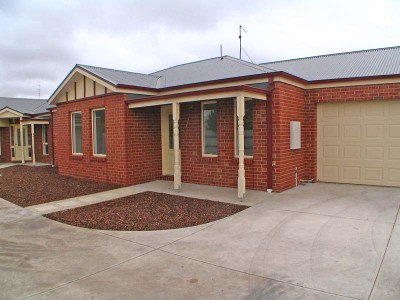 PERFECT TOWNHOUSE Picture