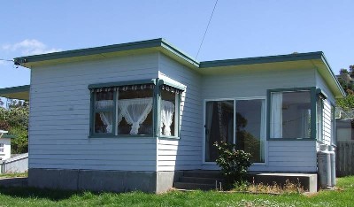 Investment Property with Waterviews at a Budget Price! Picture Investment Property with Waterviews at a Budget Price! Picture