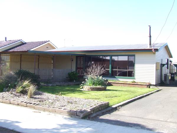 Priced to Sell.......................$215,000 Picture 1