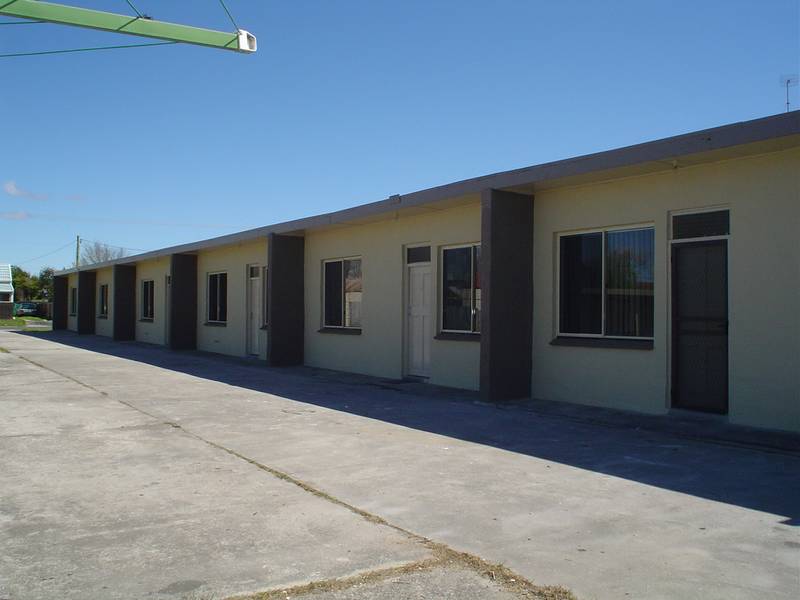 Two Bedroom Unit! Picture 1