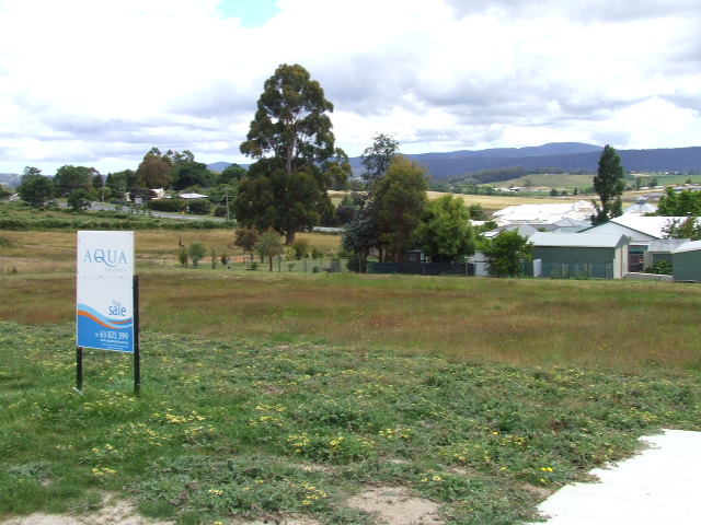 Greenacres - is the place for me! Picture 1