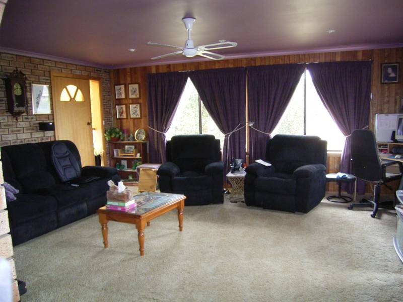 IT IS ALL ABOUT RELAXED LIVING! ..........
$259,000 Picture 2