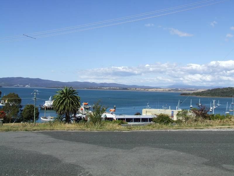 Beauty Point - Water Views........Reduced to sell! $169,000 Picture 2