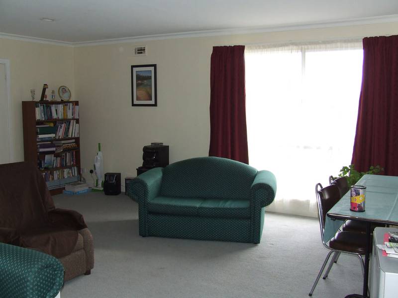 4 Bedroom in Pipe Clay Bay! Picture 3