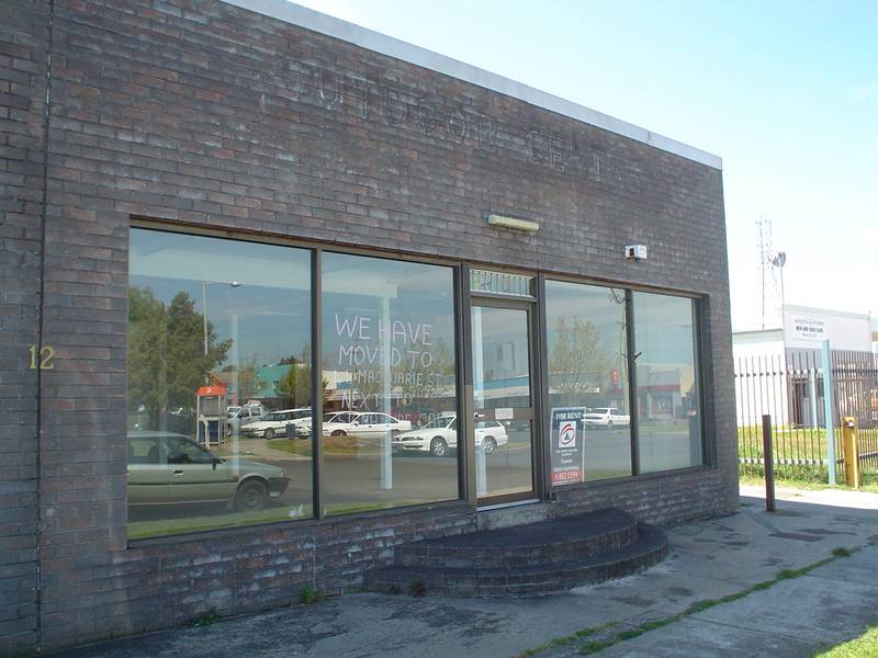 Centrally Located! Picture 1