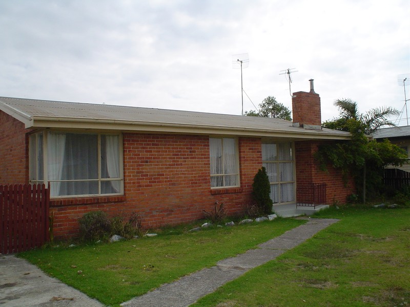 Walking Distance to All Amenities! Picture 1