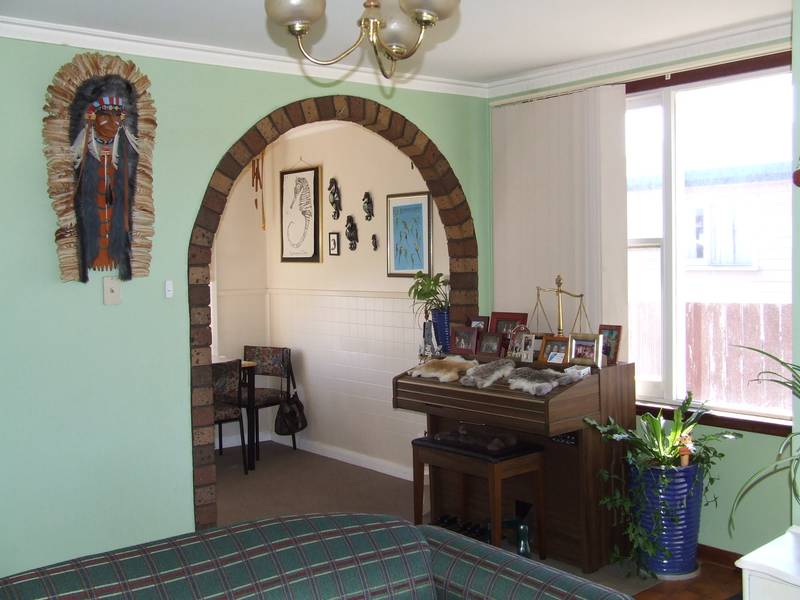 South George Town! Picture 3