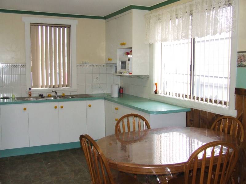 Investment Property! Picture 2