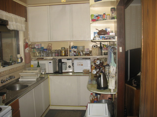 ATTENTION INVESTORS!! Picture 2