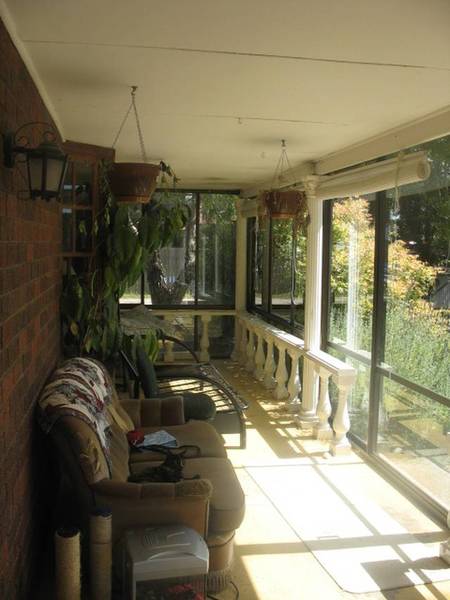 BARGAIN BARGAIN !! BEST OFFERS OVER $200,000. Picture 2