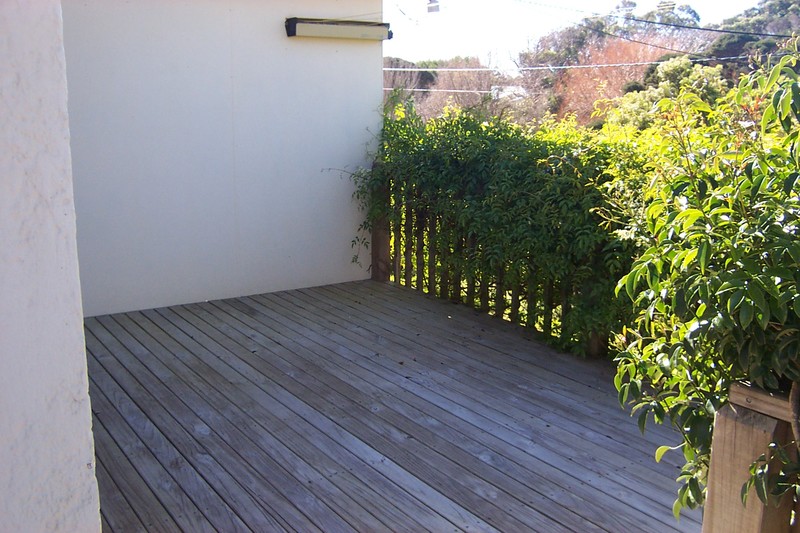 Hop, Skip & a Jump to the Beach! Picture 3