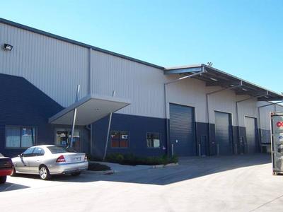 Ideal Distribution Warehouse - Acacia Ridge with Hard Stand Picture