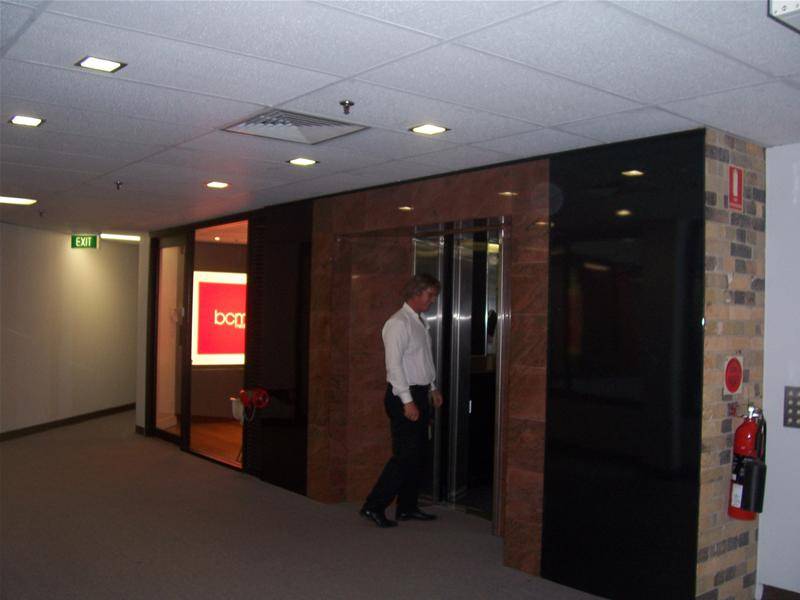 210m2 Valley Office Open Plan Picture 2