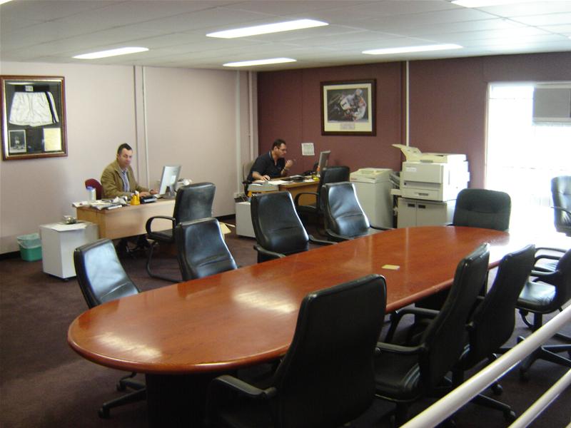 Office/Warehouse next to Golf Course and new Tennis Centre 280m Picture 1