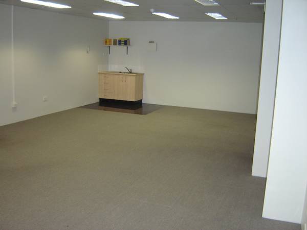 57m2 Office or Retail in Alfred Street Picture 3