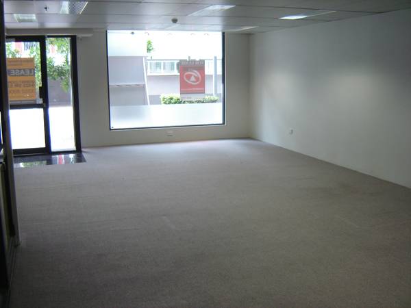 57m2 Office or Retail in Alfred Street Picture 2