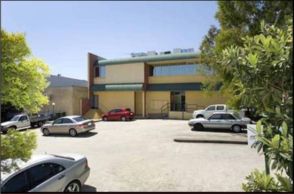 86m2 First Floor Lutwyche Office Picture 2