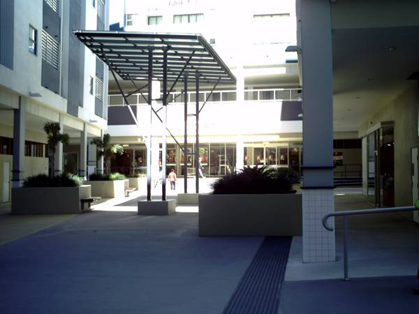 Unique Retail; Outstanding Location Picture 1