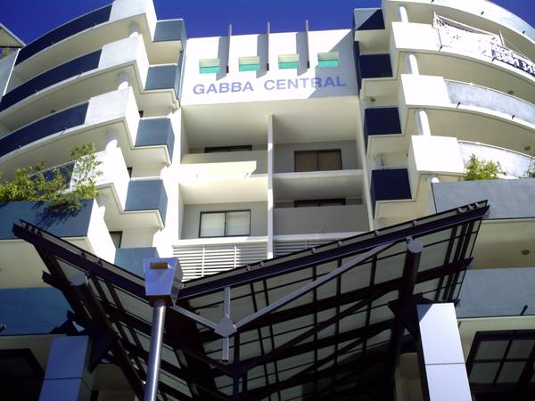 Unique Retail; Outstanding Location Picture 2