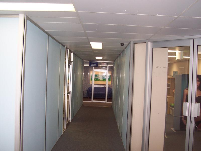 FANTASTIC SPRINGWOOD ICON BUILDING 216m2 OFFICE Picture 2