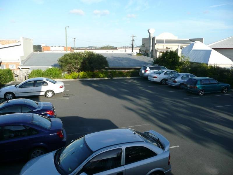 Office 101m2 with Awesome Exposure Picture 2