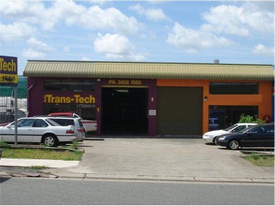 WELL PRICED INDUSTRIAL UNIT Picture