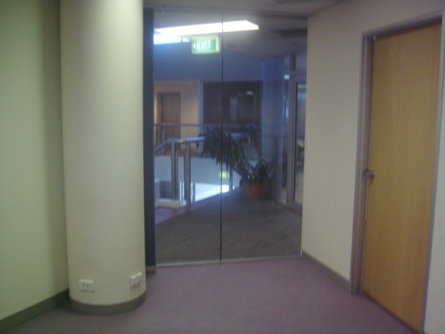 Indooroopilly Offices Picture 3