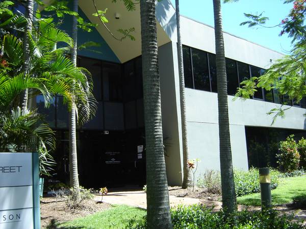 220m2 of Awesome Office Sub-Lease with River Outlook Picture 2