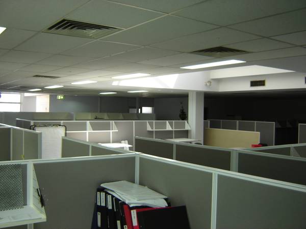 Whole Top Floor. 556m2 of Partitioned Office Picture 1