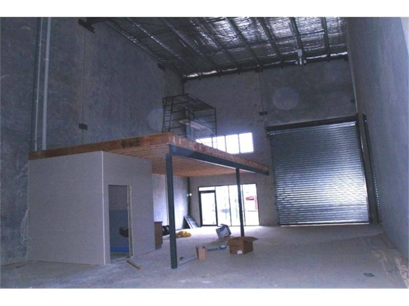 AVAILABLE NOW - INDUSTRIAL UNITS @ UNBEATABLE RATES Picture 2