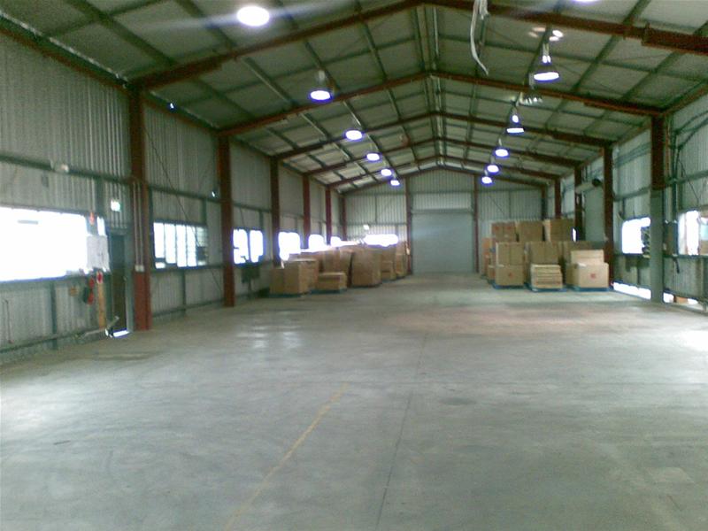 TINGALPA WAREHOUSE FOR LEASE Picture 2