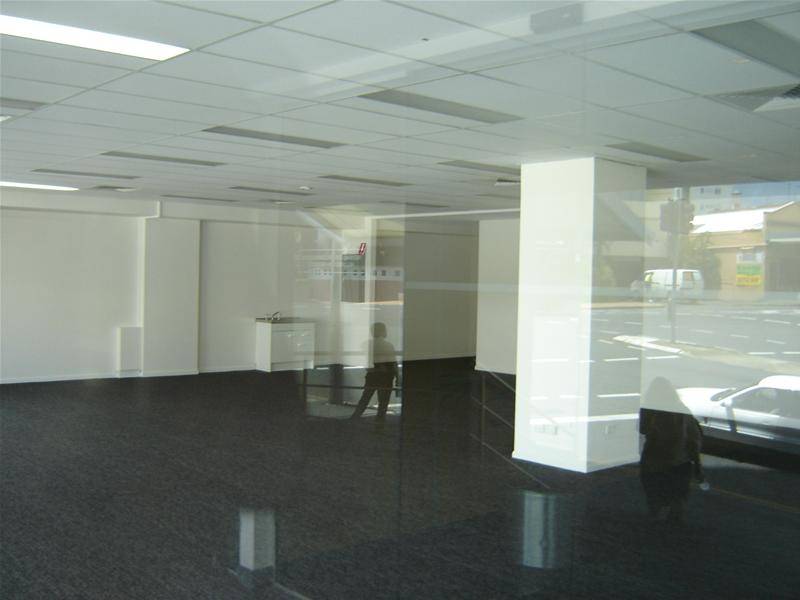 153m2 Spring Hill Office/Retail on Ground Level Picture 1