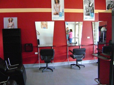 CLEVELAND HAIRDRESSING SALON Picture