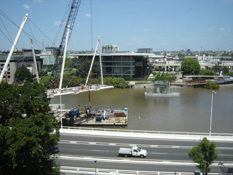 Large 300m2 4th Floor Office in Court House Hub Picture 1