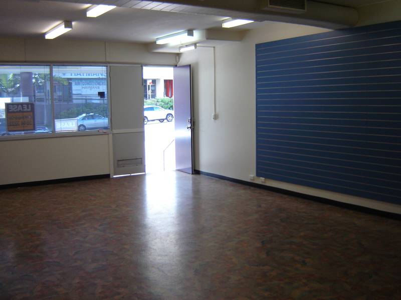 Two Level Office - Great fit out - 5 car parks Picture 3