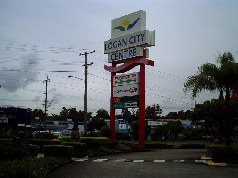LOGAN CITY CENTRE Picture 2