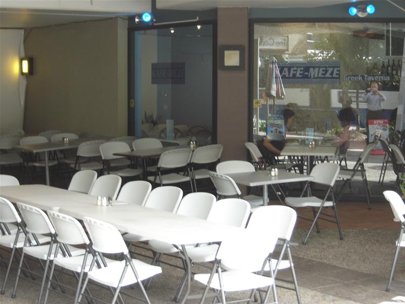 Restaurant fully Licensed fully fitted and furniture included...just move in and trade Picture 2