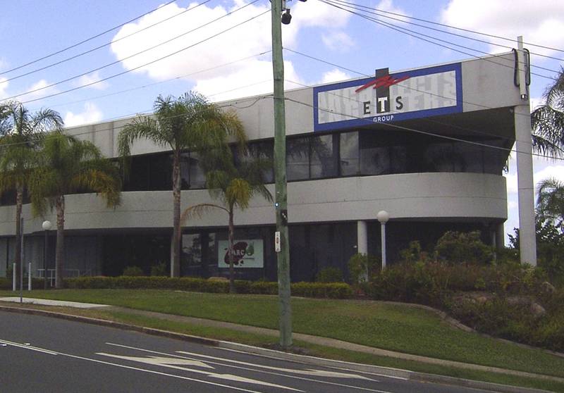 Taringa Magic... Ground Level Office, 2 parks Picture 3