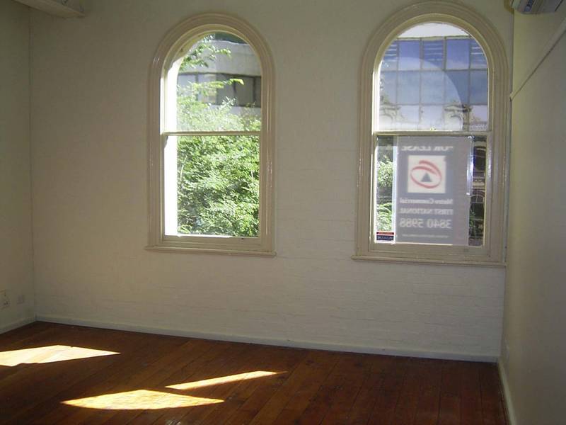 First Floor Office Open Plan 64m2 Picture 2