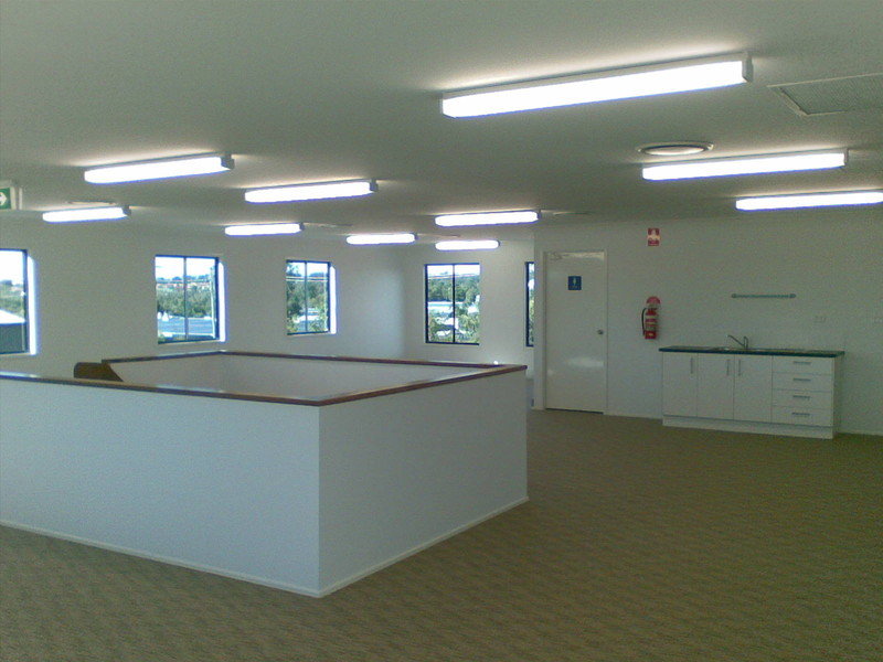 OFFICE SPACE AT THE RIGHT PRICE! Picture 2