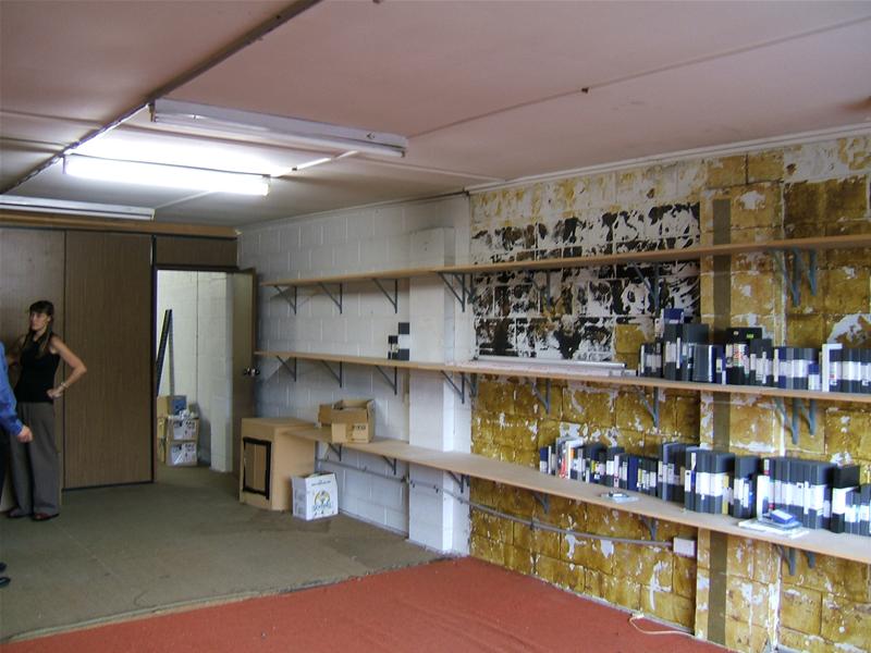 Office and Warehouse Space on Montague Road Picture 2