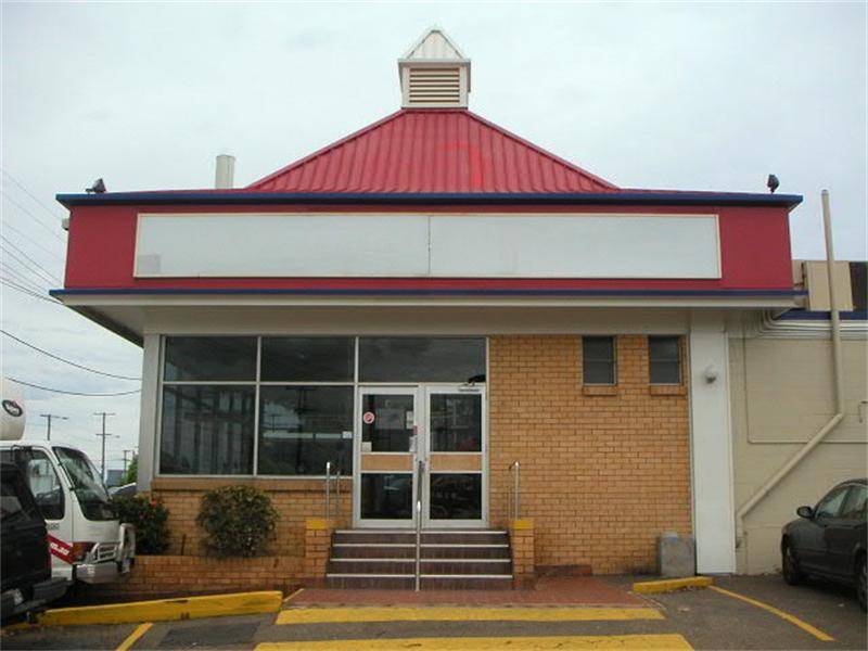 Superb Hardstand Display Yard Picture 1